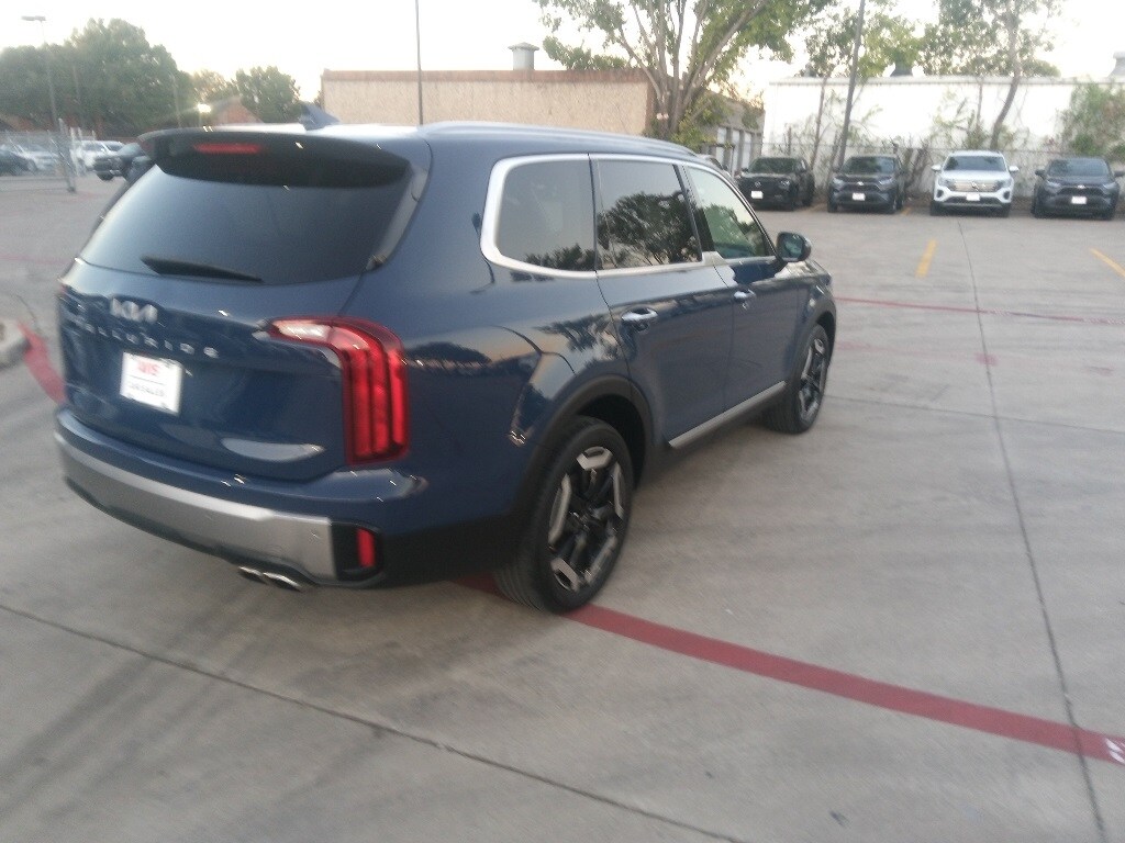 Thumbnail: 2025 Kia Telluride - 10