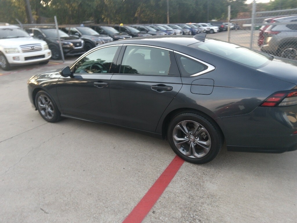 2024 Honda Accord EX photo 4