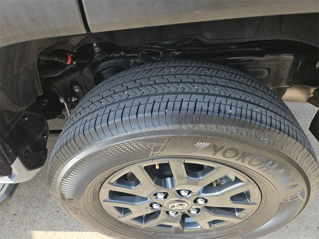 Thumbnail: 2025 Toyota 4Runner - 26