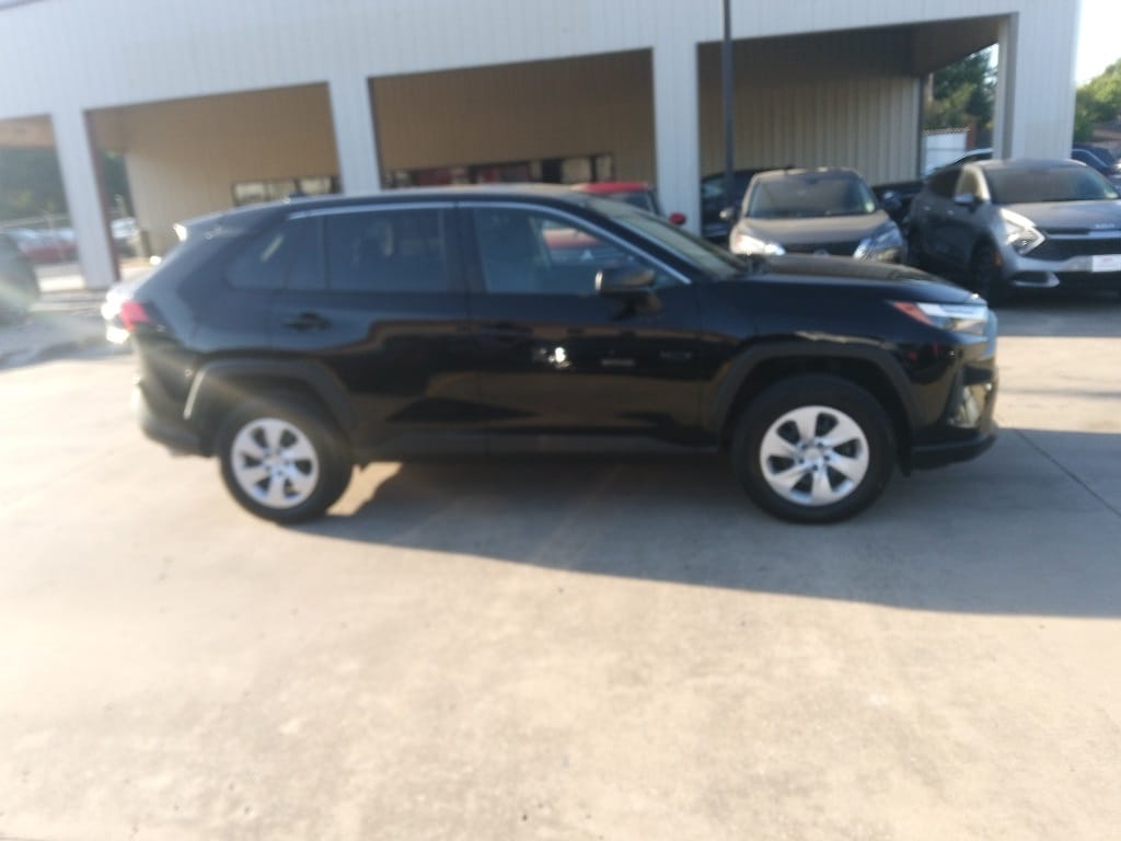 Thumbnail: 2025 Toyota RAV4 - 7