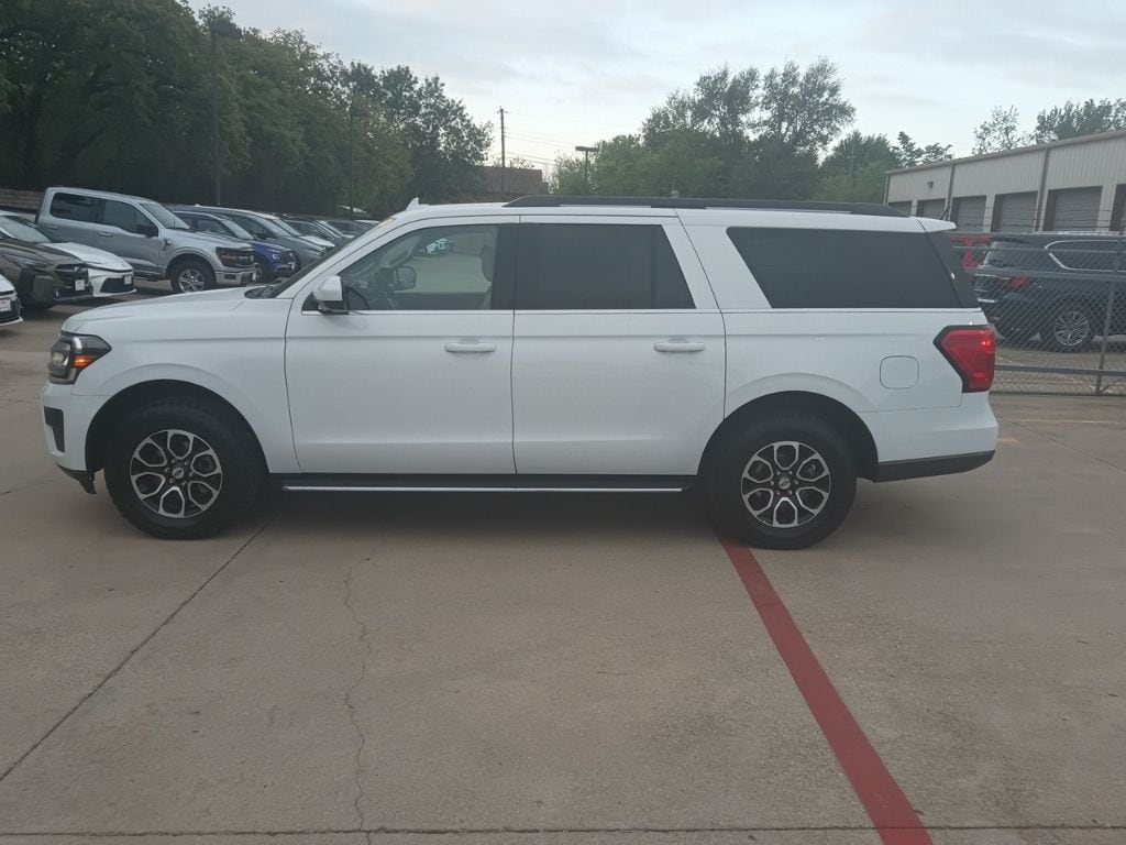 Thumbnail: 2023 Ford Expedition MAX - 4