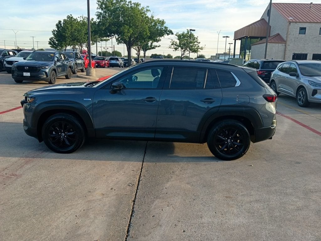 Thumbnail: 2025 Mazda CX-50 - 4