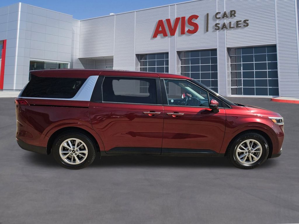 Thumbnail: 2024 Kia Carnival - 7
