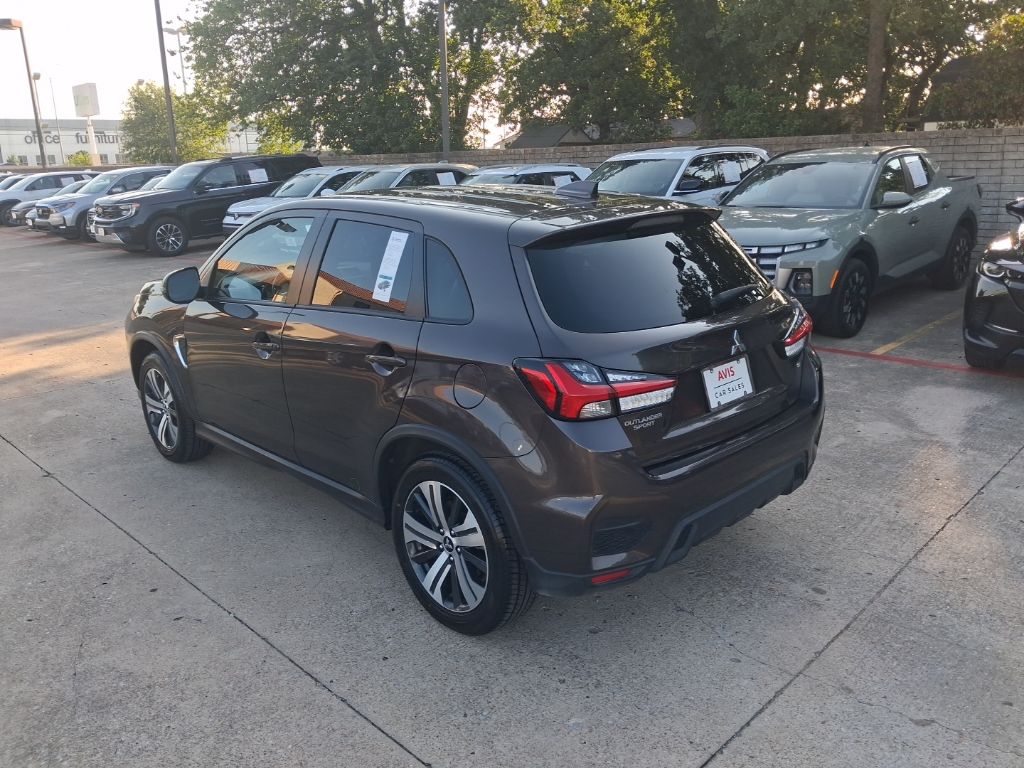 Thumbnail: 2025 Mitsubishi Outlander Sport - 8