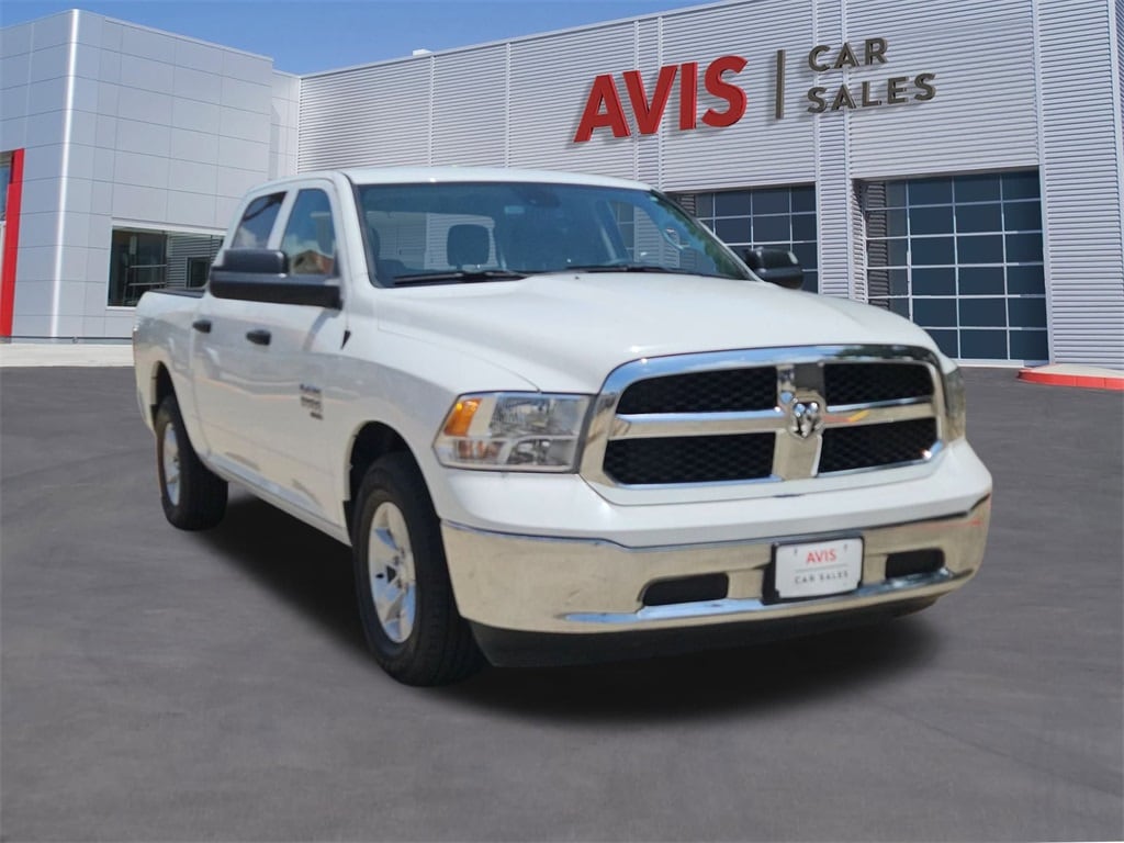 Thumbnail: 2023 RAM 1500 Classic - 3