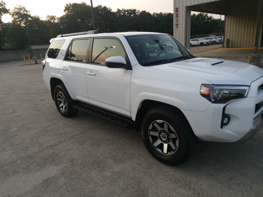 Thumbnail: 2024 Toyota 4Runner - 8