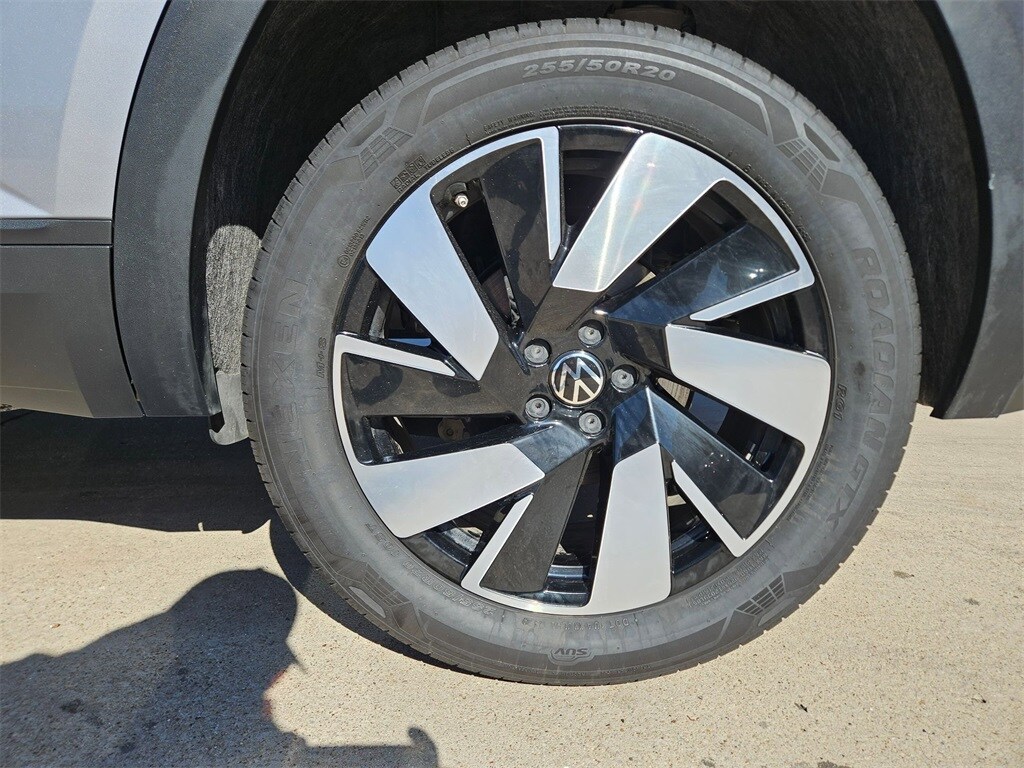 Thumbnail: 2025 Volkswagen Atlas - 28