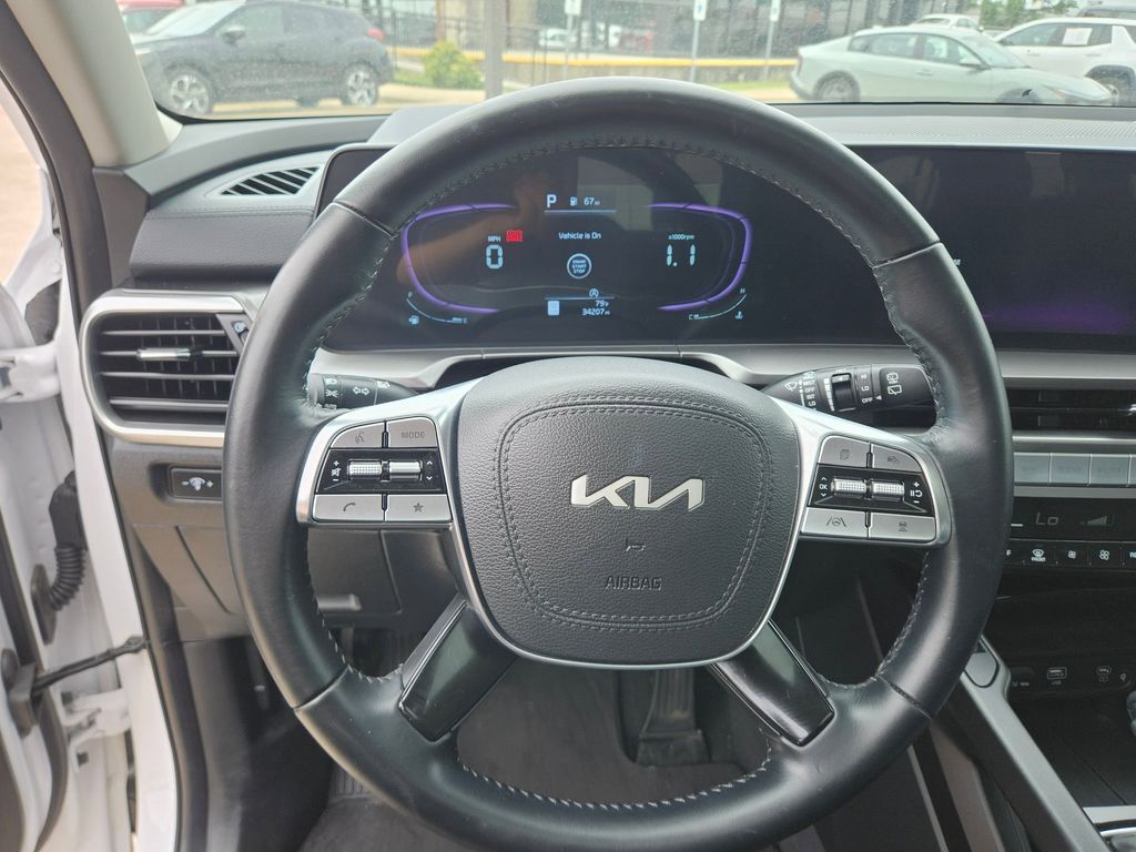 Thumbnail: 2025 Kia Telluride - 18