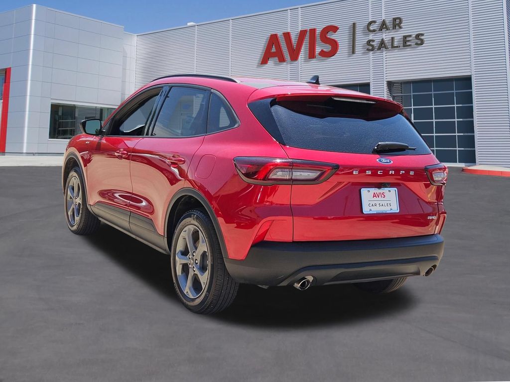 Thumbnail: 2025 Ford Escape - 3