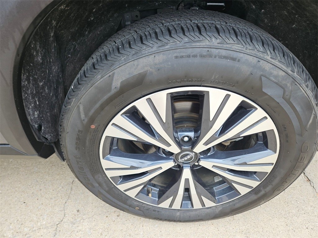 Thumbnail: 2023 Nissan Rogue - 25