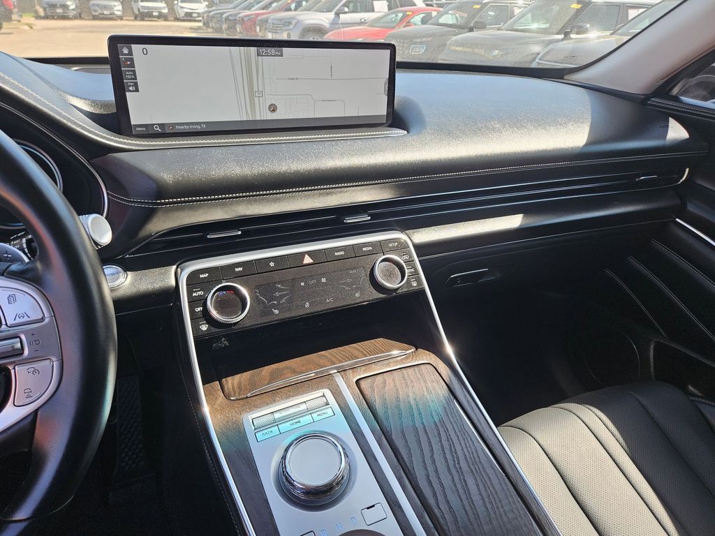 Thumbnail: 2024 Genesis GV80 - 16