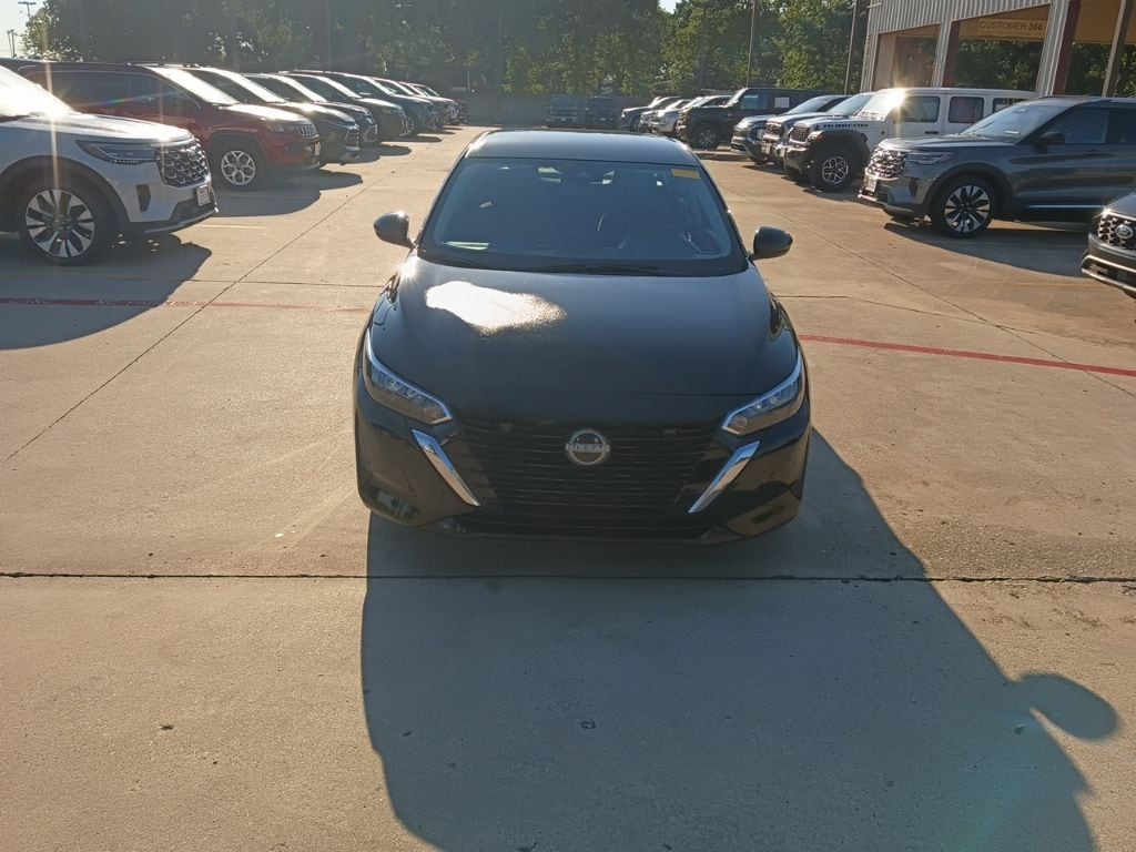 Thumbnail: 2025 Nissan Sentra - 5