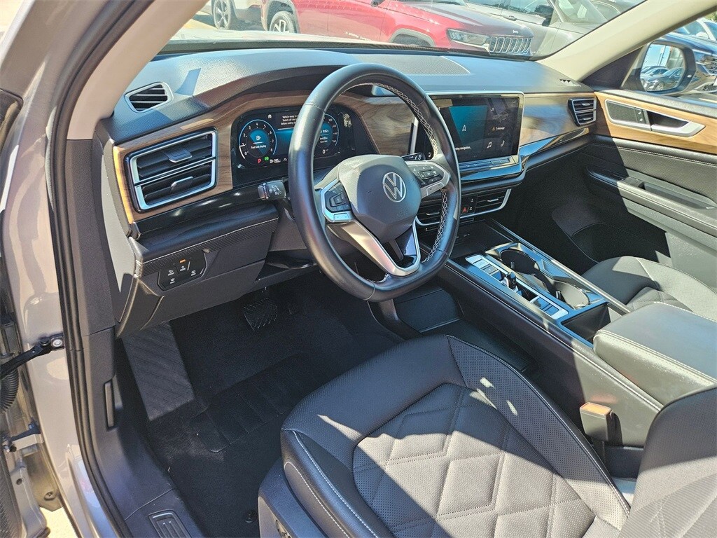 Thumbnail: 2025 Volkswagen Atlas - 16