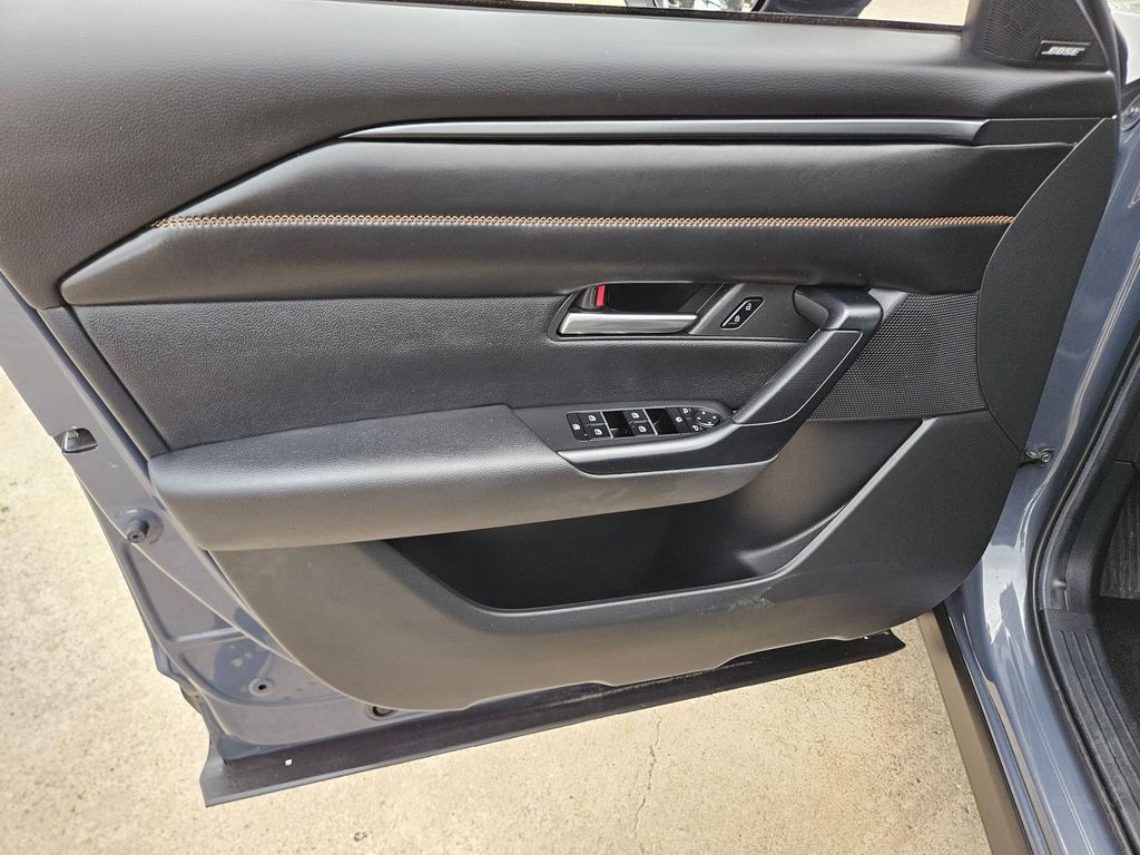 Thumbnail: 2025 Mazda CX-50 - 14