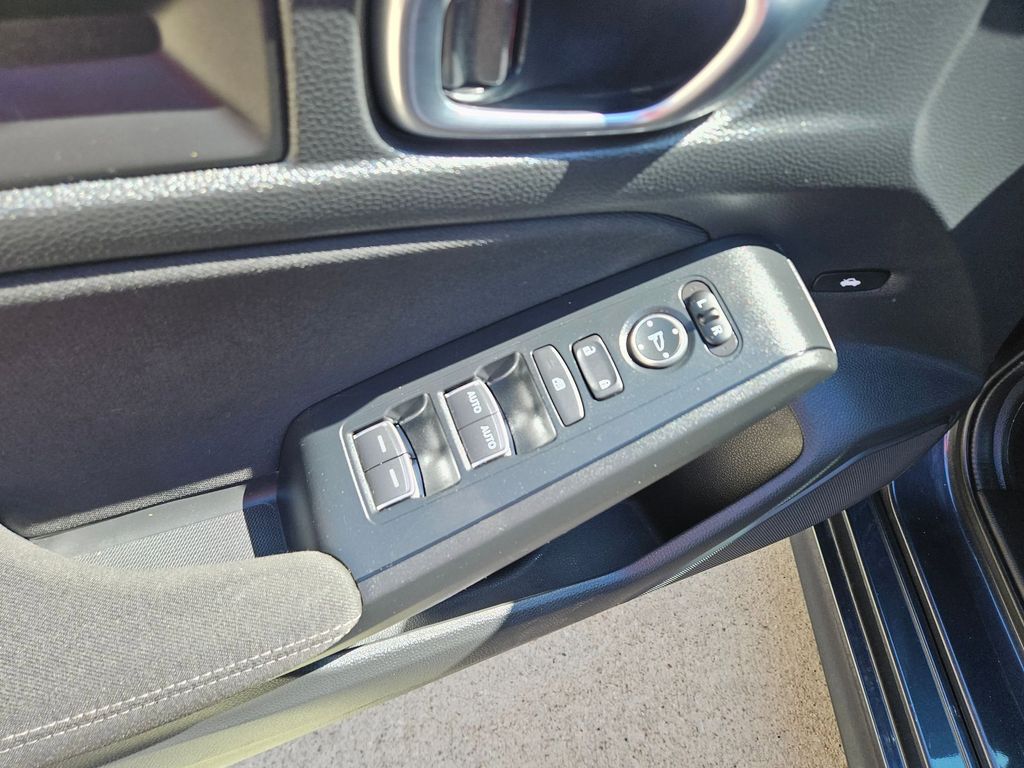 Thumbnail: 2025 Honda Civic - 15