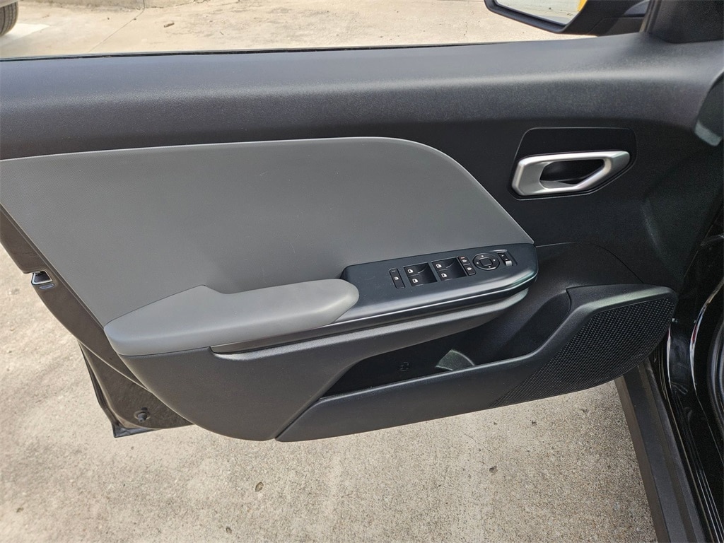 Thumbnail: 2025 Kia K4 - 14