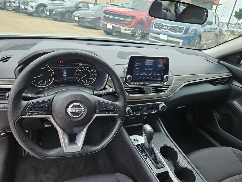 Thumbnail: 2025 Nissan Altima - 14