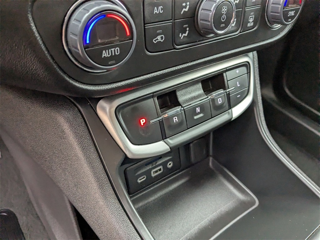 Thumbnail: 2024 GMC Terrain - 26