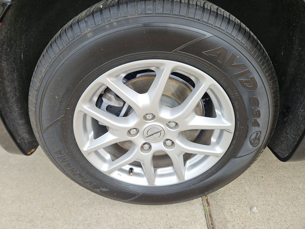 Thumbnail: 2025 Chrysler Pacifica - 24