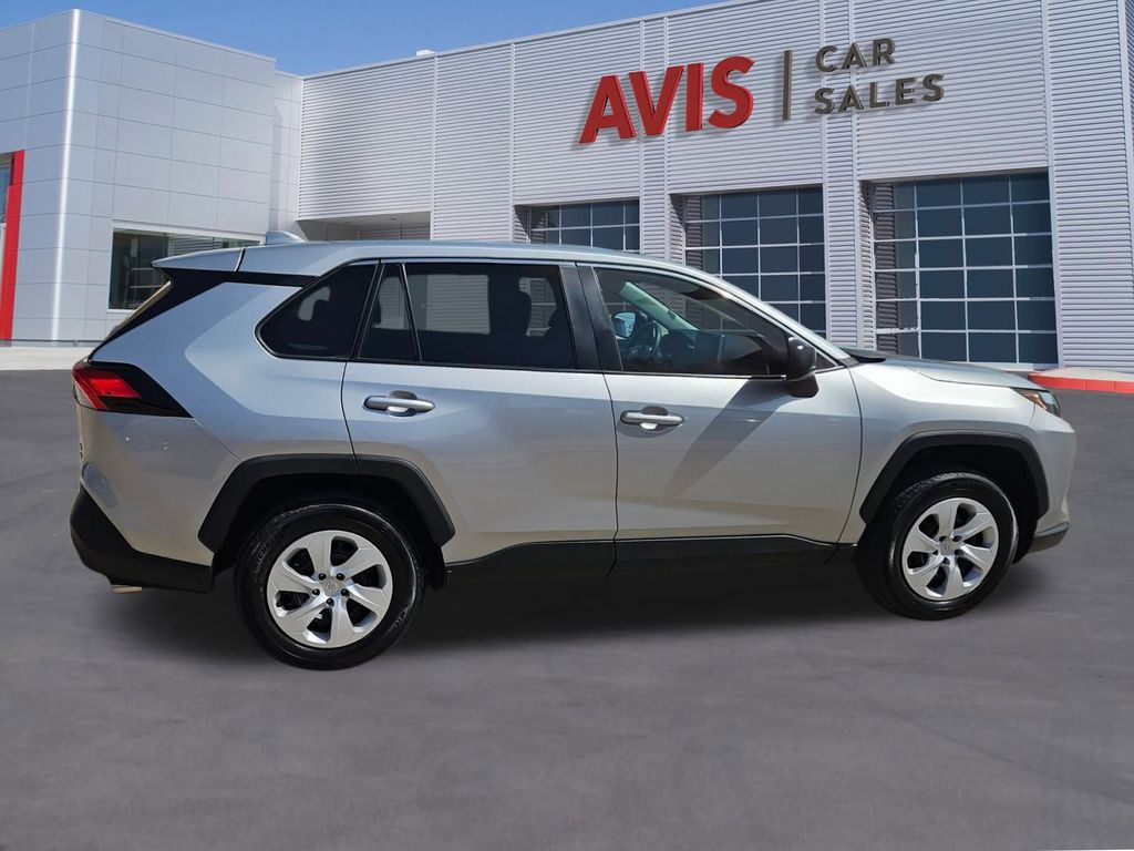 Thumbnail: 2025 Toyota RAV4 - 7