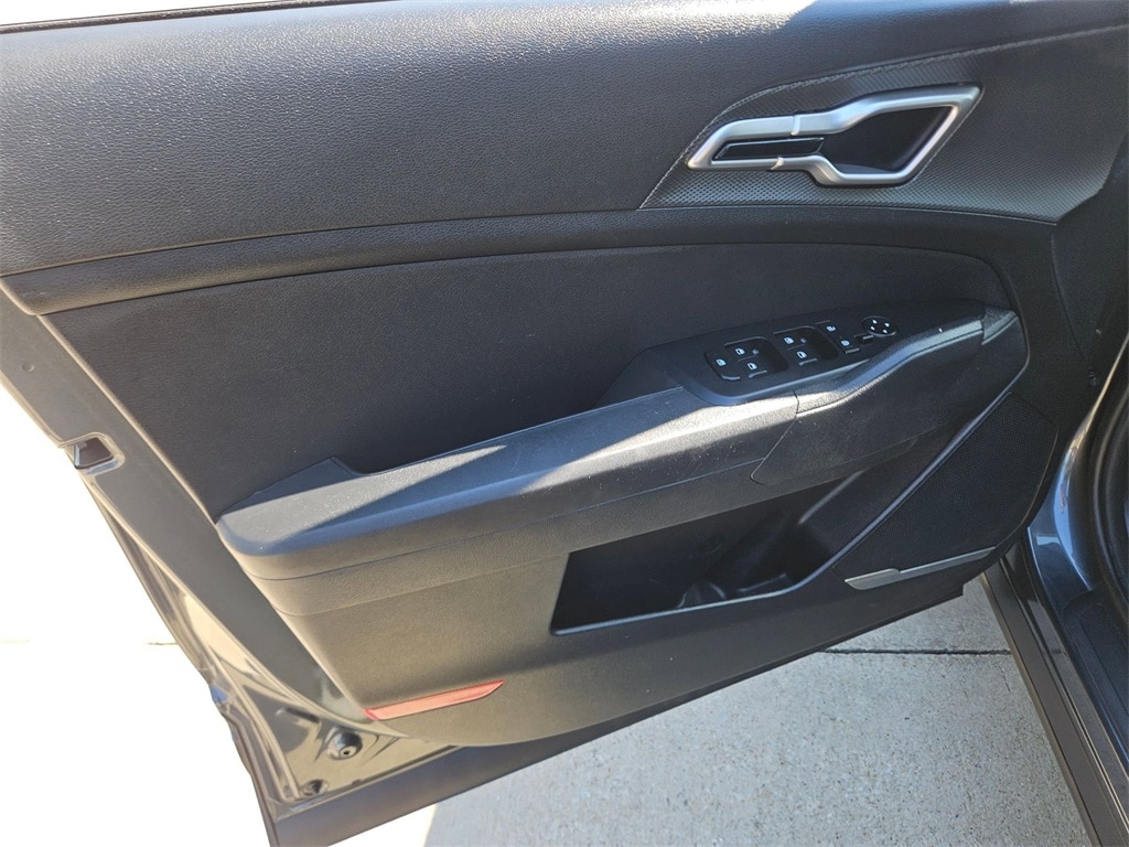 Thumbnail: 2024 Kia Sportage - 11