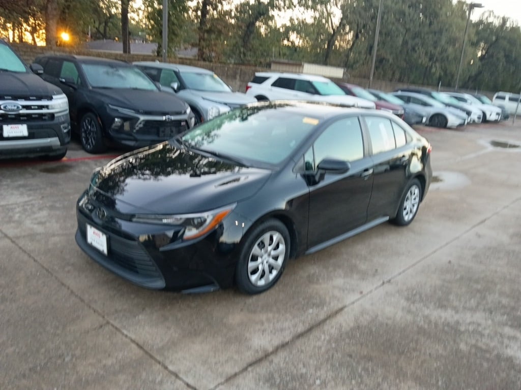 Thumbnail: 2024 Toyota Corolla - 1