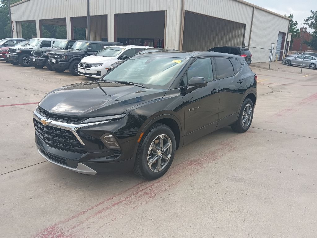 Thumbnail: 2025 Chevrolet Blazer - 1