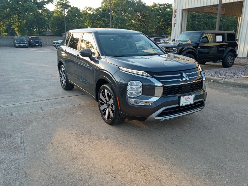 Thumbnail: 2025 Mitsubishi Outlander - 6