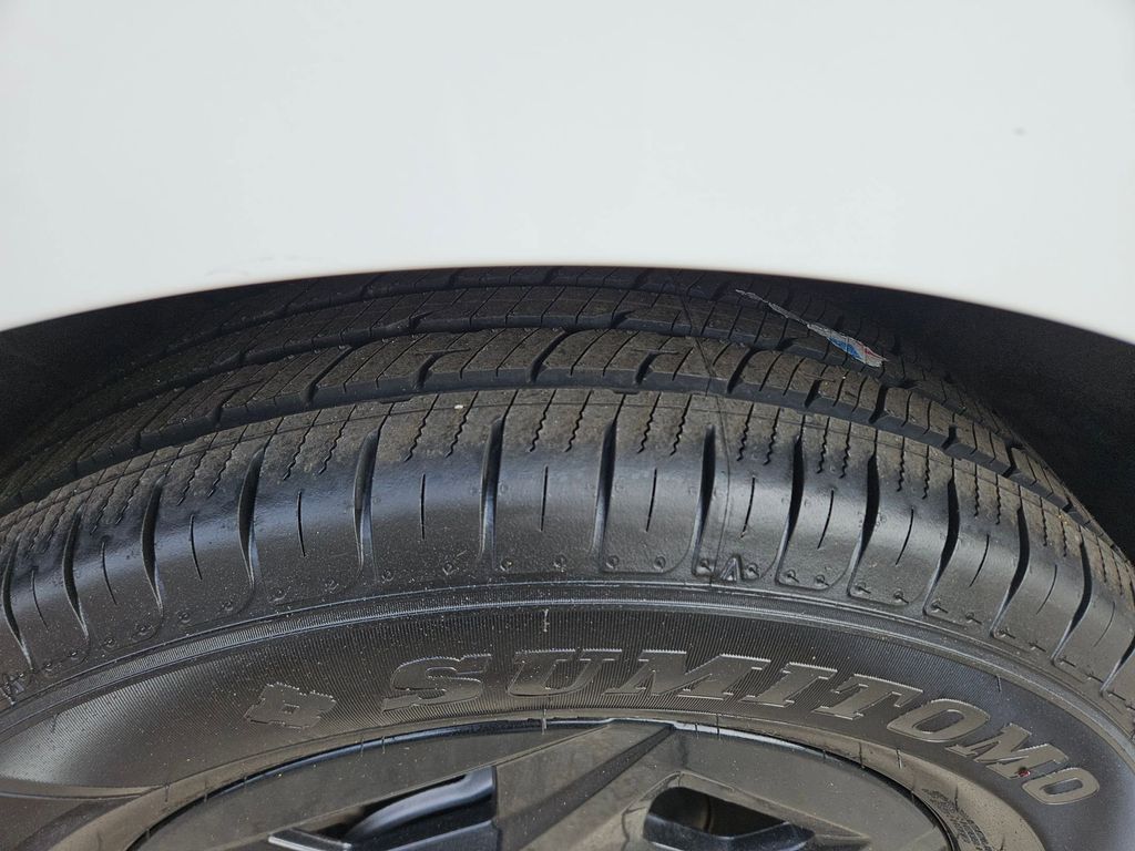 Thumbnail: 2025 Kia Carnival - 26