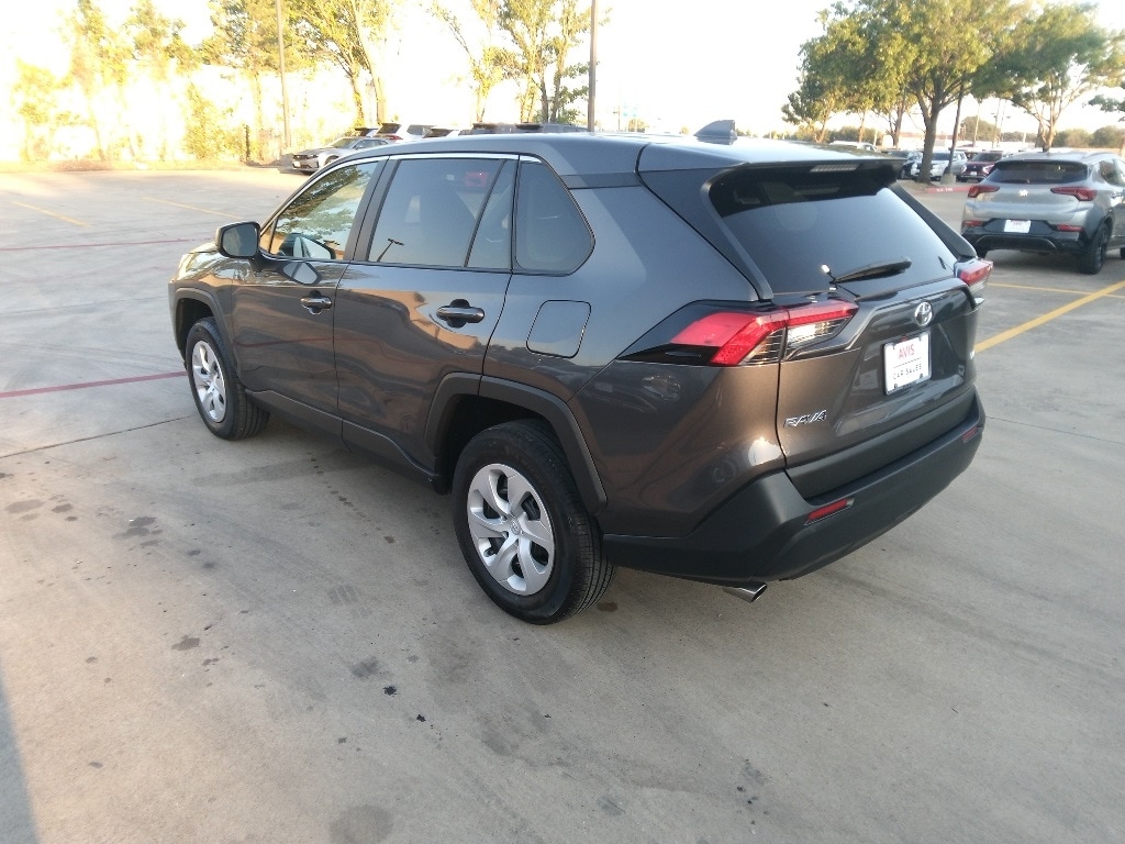 Thumbnail: 2025 Toyota RAV4 - 8