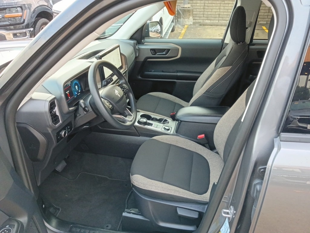 Thumbnail: 2025 Ford Bronco Sport - 3