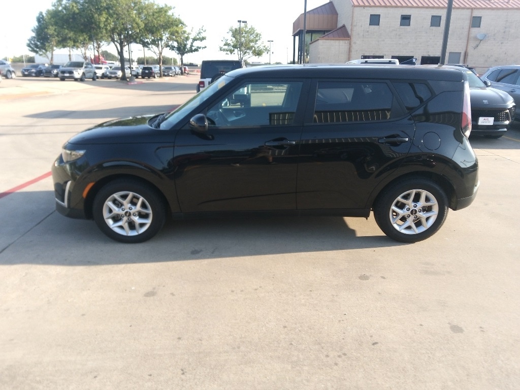 Thumbnail: 2024 Kia Soul - 3