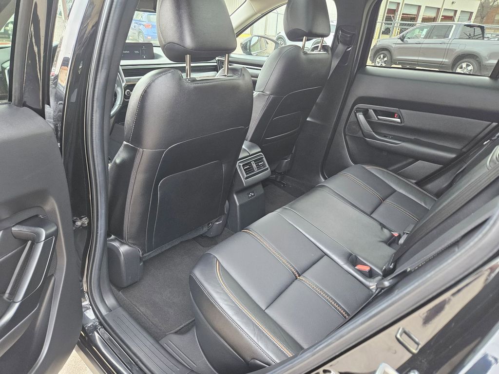 Thumbnail: 2025 Mazda CX-50 - 28