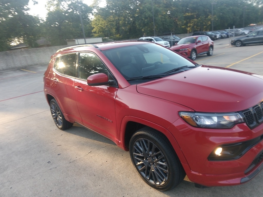 Thumbnail: 2023 Jeep Compass - 8