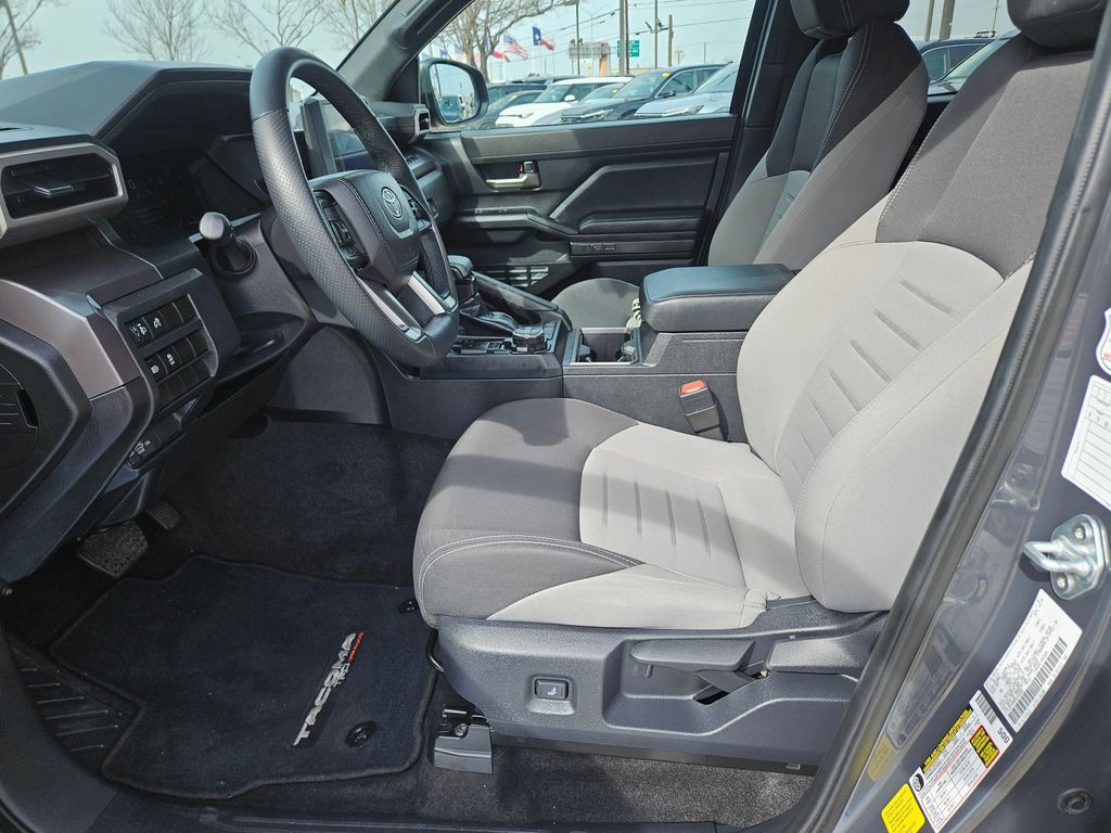 Thumbnail: 2025 Toyota Tacoma - 11