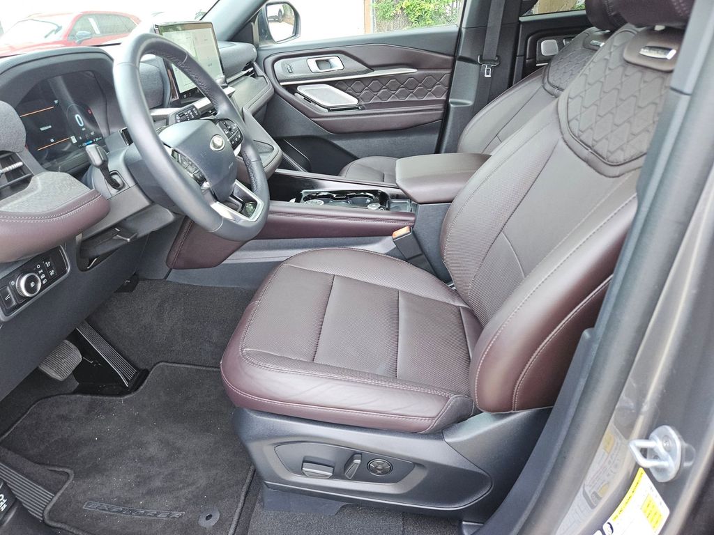 Thumbnail: 2025 Ford Explorer - 11