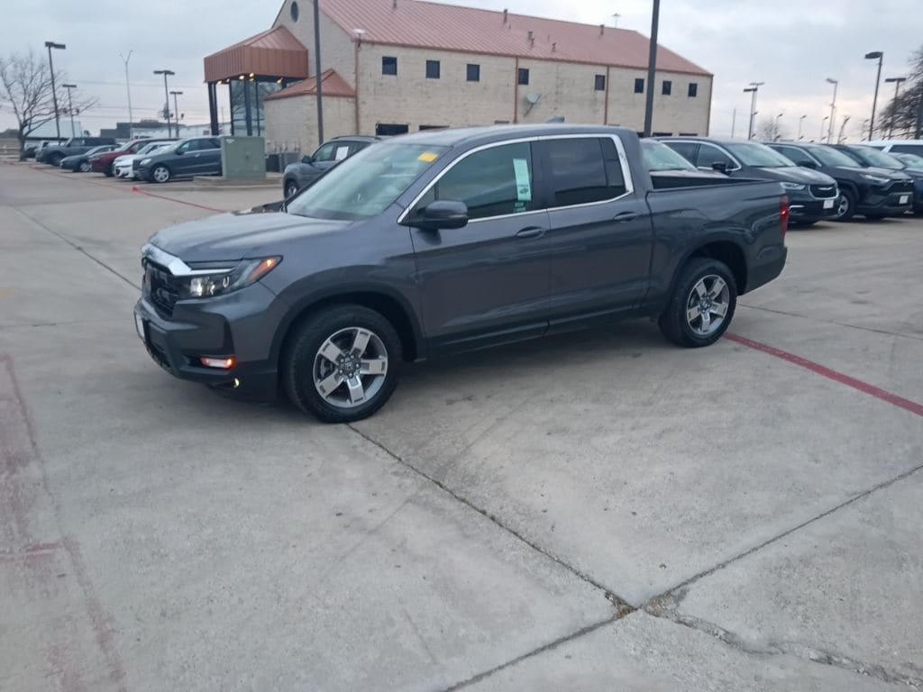 Thumbnail: 2025 Honda Ridgeline - 1