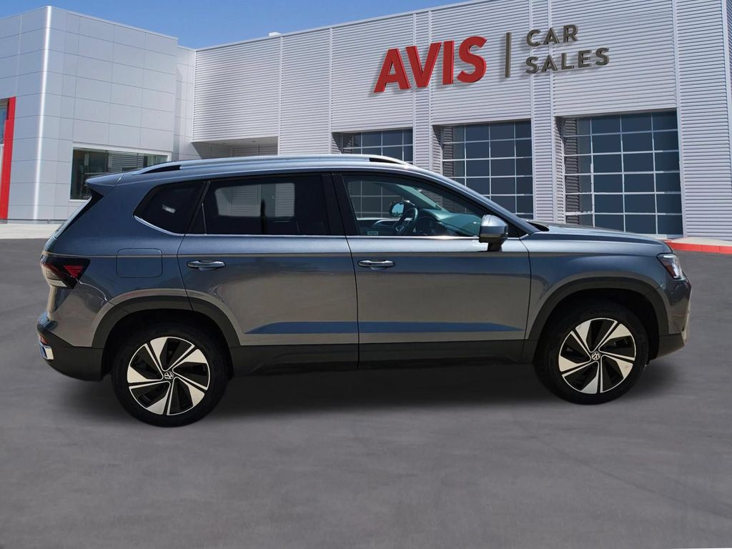 Thumbnail: 2025 Volkswagen Taos - 7