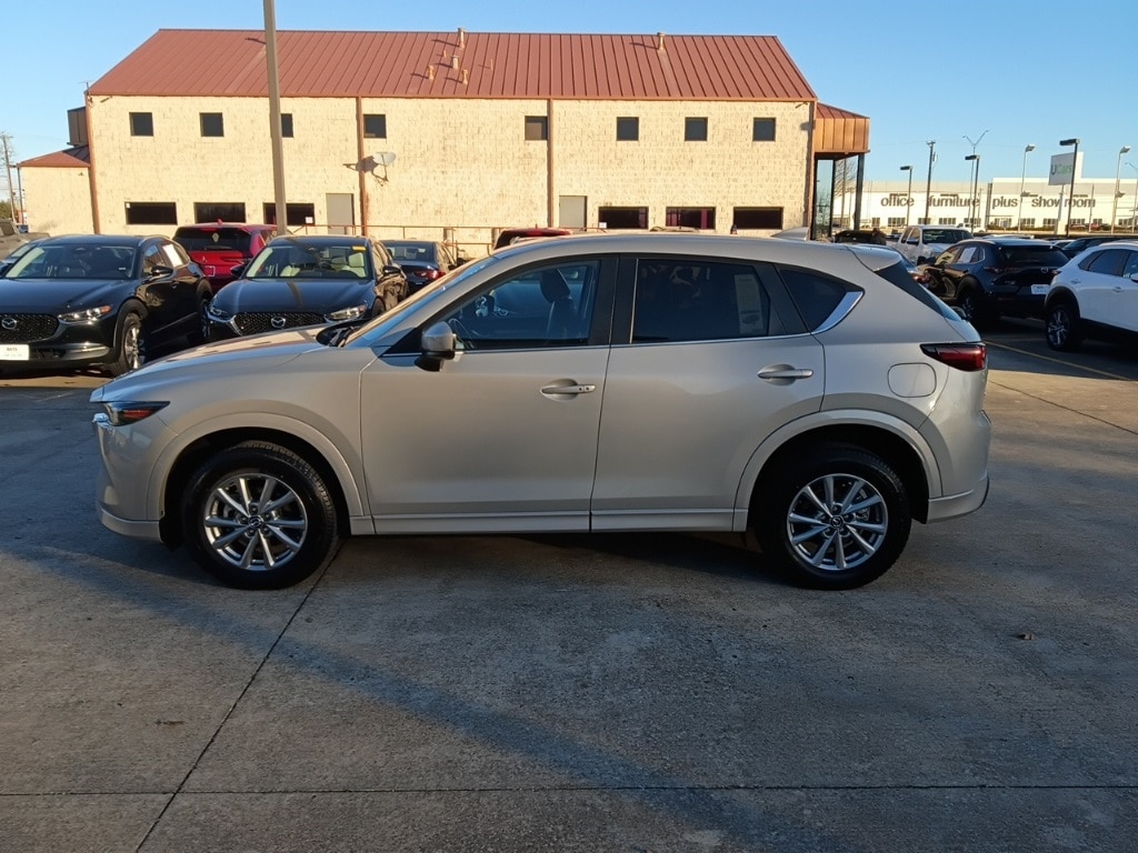 Thumbnail: 2025 Mazda CX-5 - 4