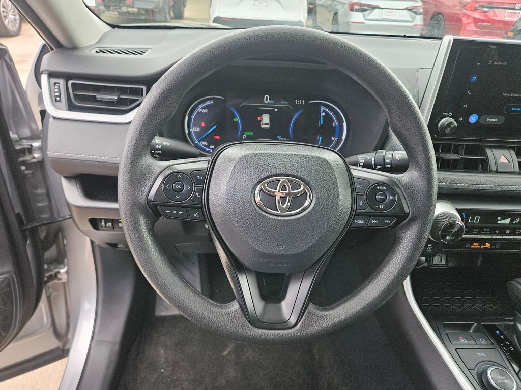 Thumbnail: 2025 Toyota RAV4 - 18