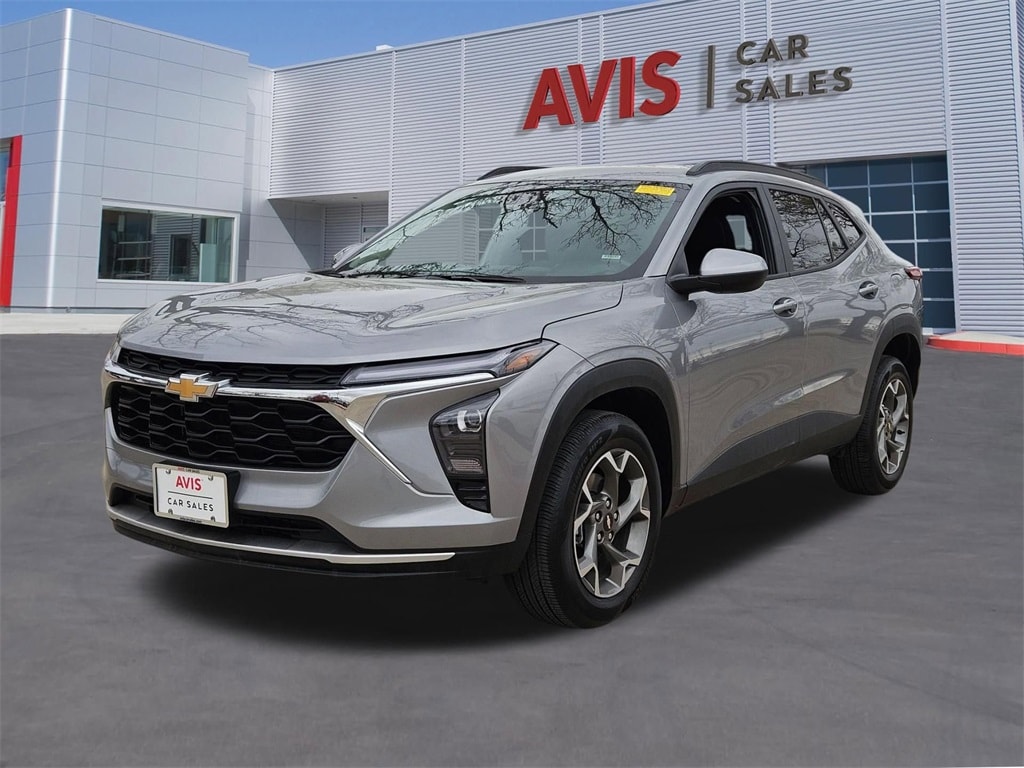 Thumbnail: 2025 Chevrolet Trax - 1