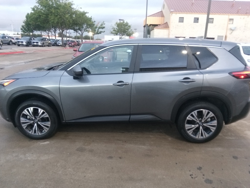 Thumbnail: 2023 Nissan Rogue - 8