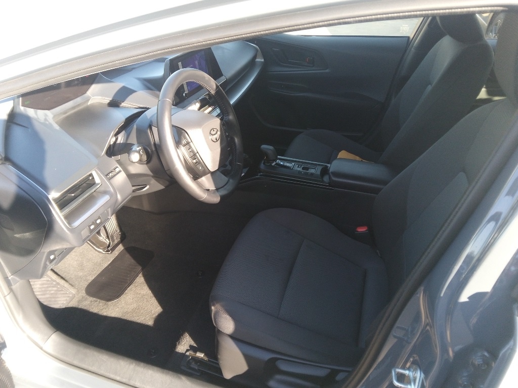 Thumbnail: 2025 Toyota Prius - 3