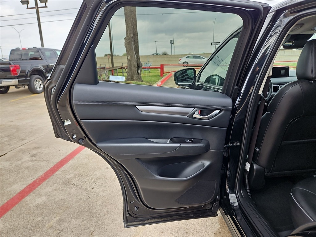 Thumbnail: 2025 Mazda CX-5 - 26