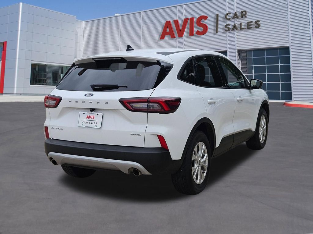 Thumbnail: 2025 Ford Escape - 6