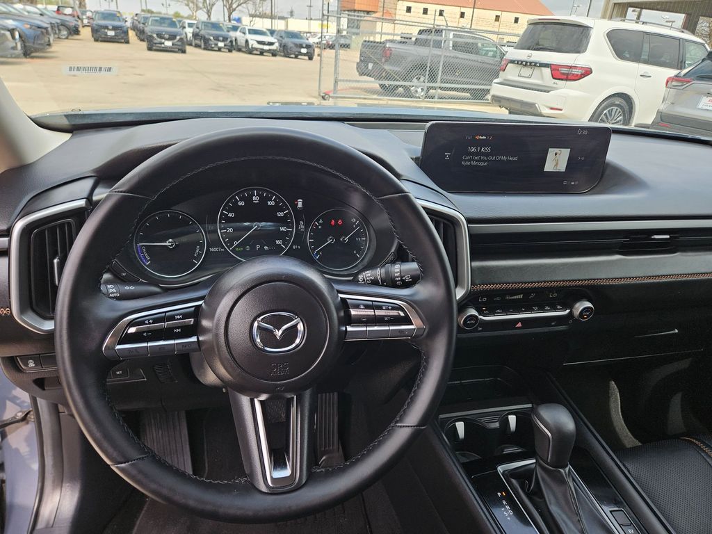 Thumbnail: 2025 Mazda CX-50 - 17