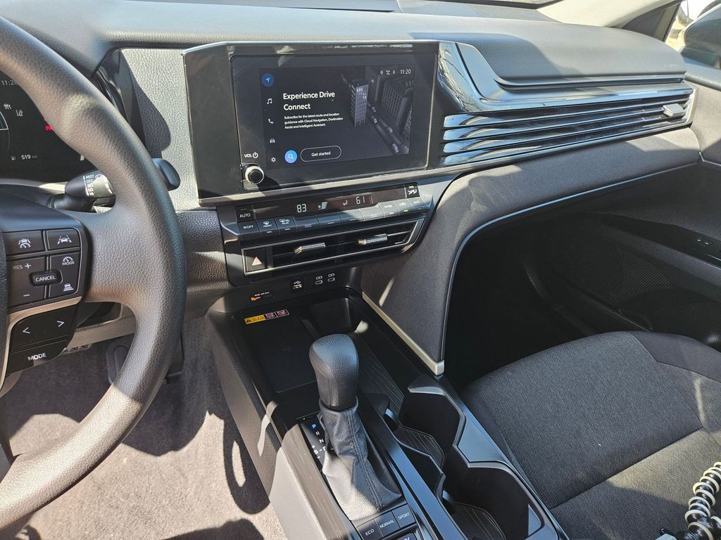 Thumbnail: 2025 Toyota Camry - 20