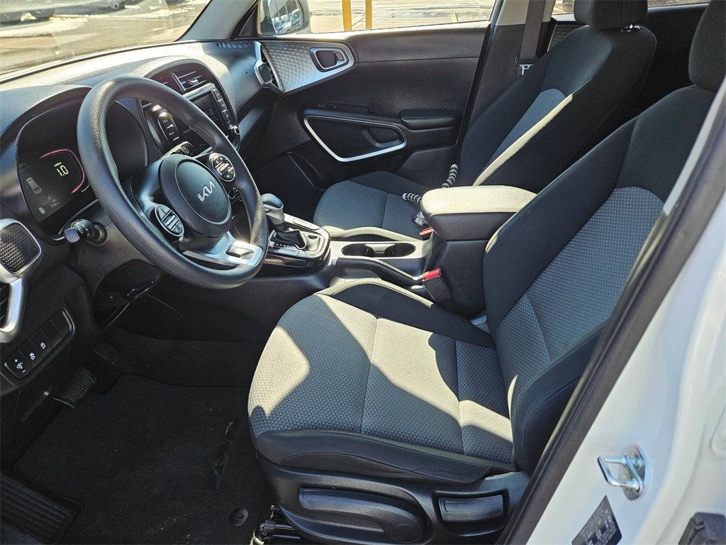 Thumbnail: 2023 Kia Soul - 11