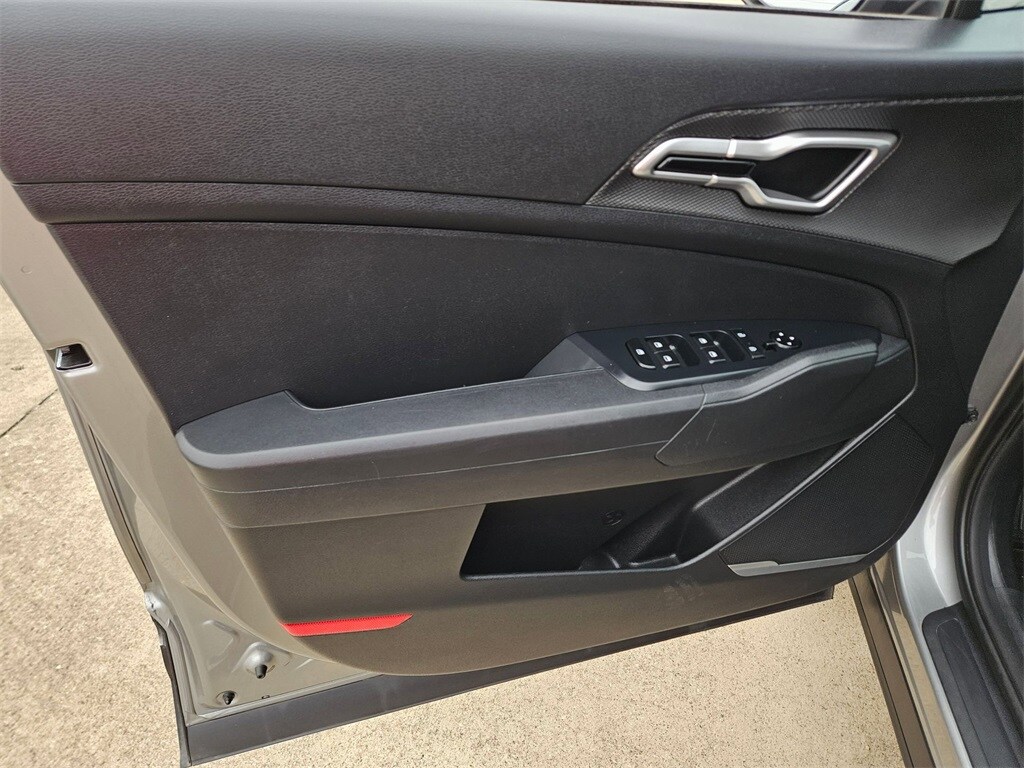 Thumbnail: 2024 Kia Sportage - 14