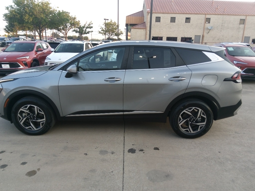 Thumbnail: 2024 Kia Sportage - 8